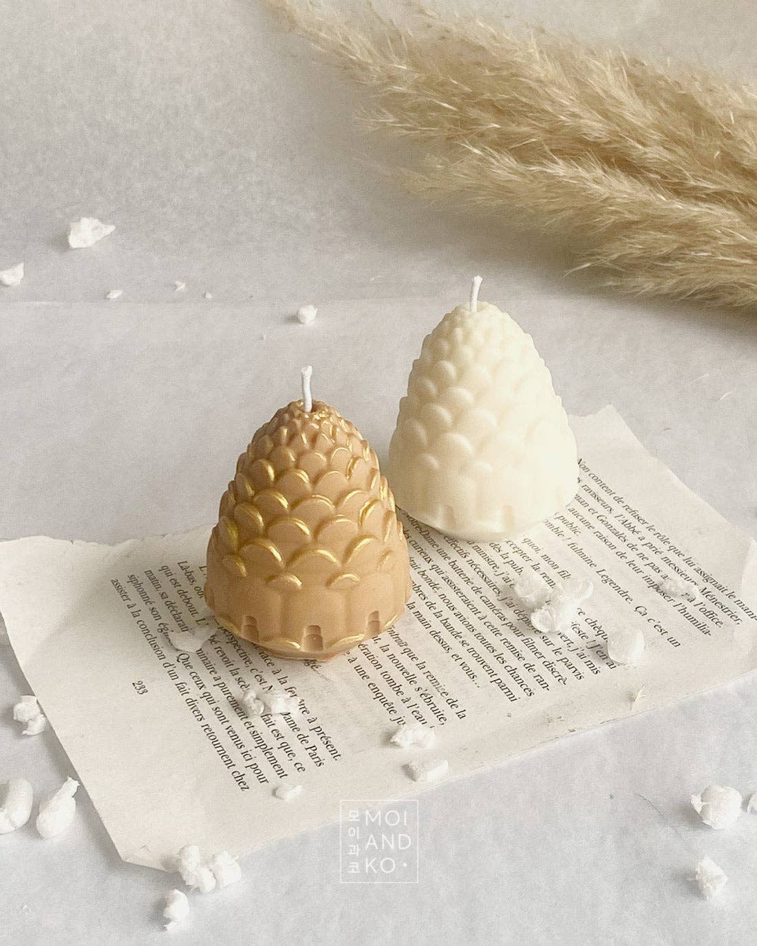 Christmas Pinecone Candles