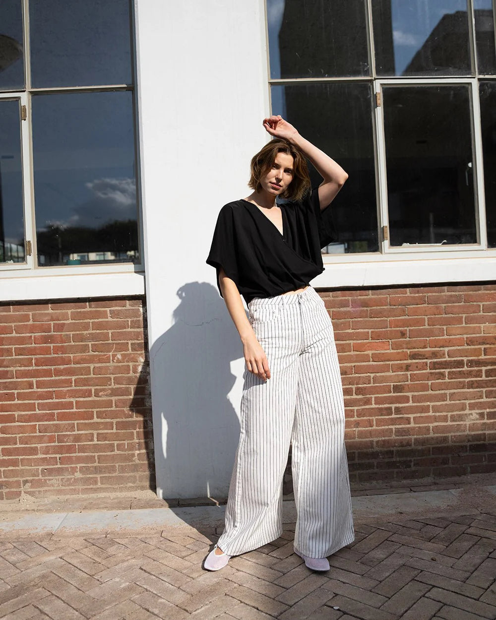 Moore Black White Stripes Wide Jeans – Mintbrussels