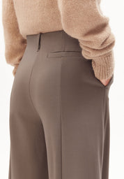 Maevaa Walnut Cream Pant